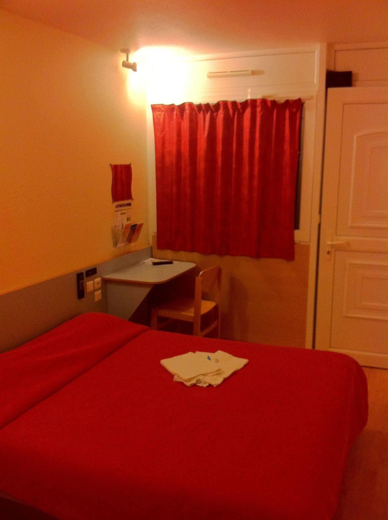 The Originals Access Aeroport, Hotel Aurillac Dış mekan fotoğraf