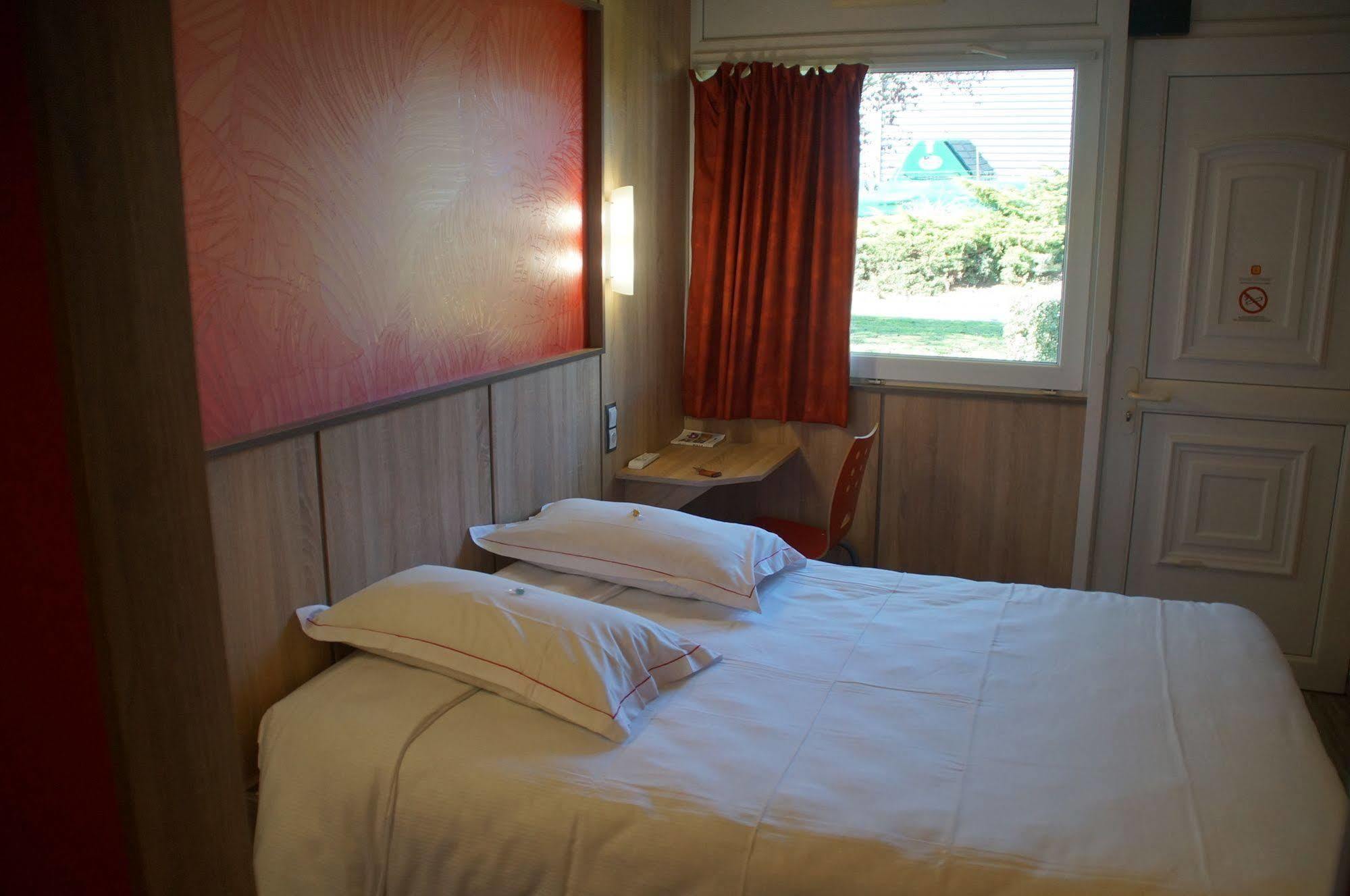 The Originals Access Aeroport, Hotel Aurillac Dış mekan fotoğraf